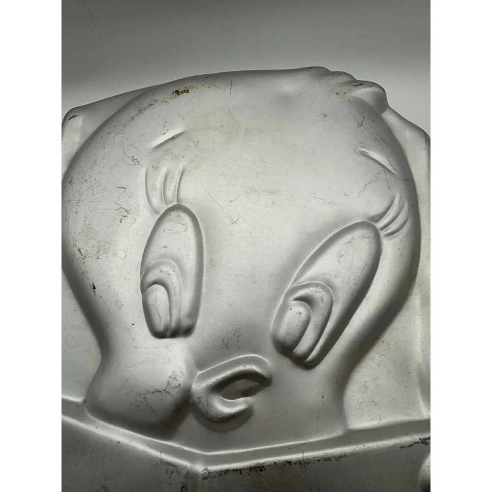 Vintage 1978 Tweety Bird Cake‎ Pan Warner Bros Aluminum Baking Mold